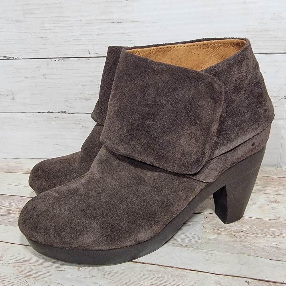 Sutro Footwear Heathrow clog boots